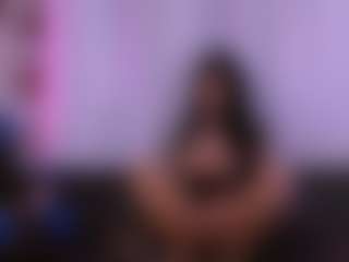 crystalevains's Live Sex Cam Show