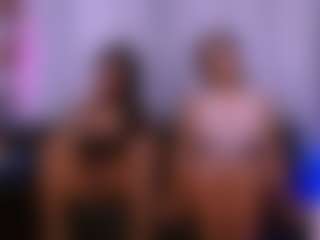 crystalevains's Live Sex Cam Show