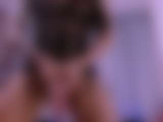 crystalevains's Live Sex Cam Show