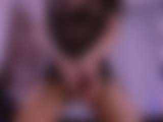 crystalevains's Live Sex Cam Show