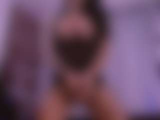 crystalevains's Live Sex Cam Show