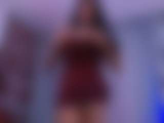 Live cam show with crystalevains - Tease on Mixed Magazine Live