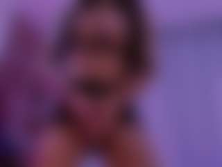 crystalevains's Live Sex Cam Show
