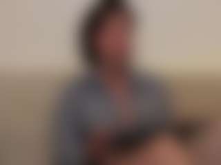 Live cam show with Annie Monroe - Teen (18+) on CamClone