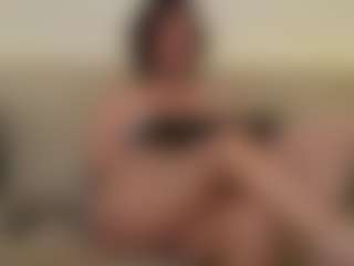 Live cam show with Annie Monroe - BBW Dildo on Dolls Live