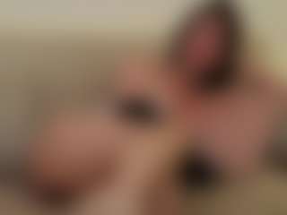 Live cam show with Annie Monroe - BBW on Camsoda