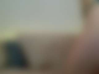 Live cam show with Annie Monroe - Athletic Brown Eyes on Mixed Magazine Live