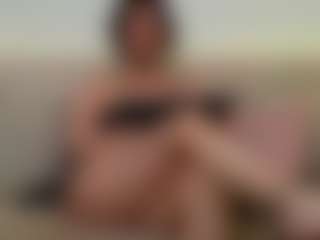 Live cam show with Annie Monroe - Teen (18+) on madthumbs
