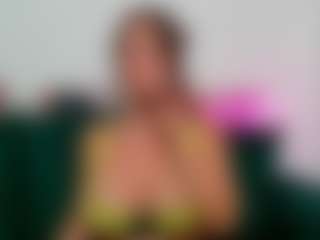MollyMosley's Live Sex Cam Show