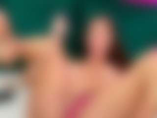 Live cam show with MollyMosley - Living Room on SxyPornLive