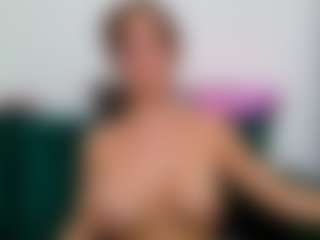 MollyMosley's Live Sex Cam Show