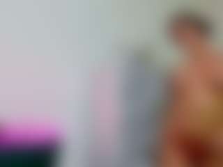 Live cam show with MollyMosley - Blue Eyes on Camsoda