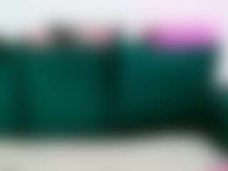Live cam show with MollyMosley - Skinny on camtv