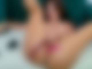 Live cam show with MollyMosley - Twerk on SinfulBabes