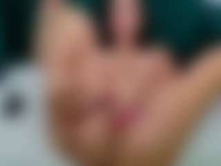 Live cam show with MollyMosley - Solo on Camsoda