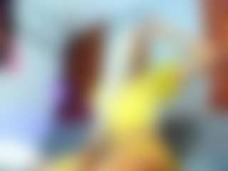 Live cam show with Ariann - Smoking on Camsoda