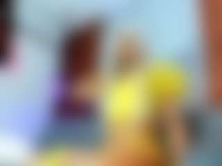 Live cam show with Ariann - White on Camsoda | colombia
