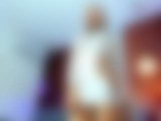 Live cam show with Ariann - Blonde Hair on madthumbs