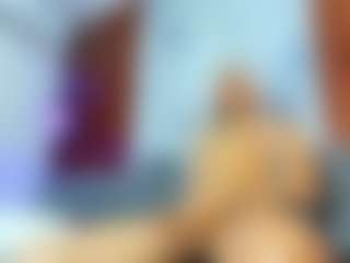 Live cam show with Ariann - Colombia on camwithhim.com