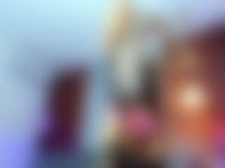 Spettacolo in cam dal vivo con Ariann - Submissive su Camsoda