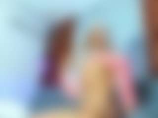 Live cam show with Ariann - Submissive on TastyBlacksLive