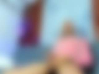 Live cam show with Ariann - Spank on 1on1-livenow