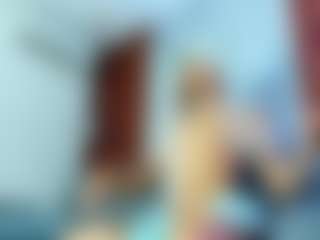 Ariann's Live Sex Cam Show