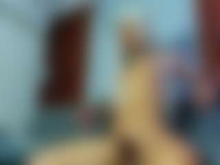 Ariann's Live Sex Cam Show
