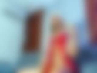Live cam show with Ariann - Drinking on AdultVida.com