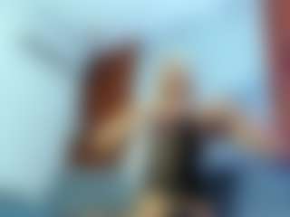 Live cam show with Ariann - Blonde Hair on Hubzter Live