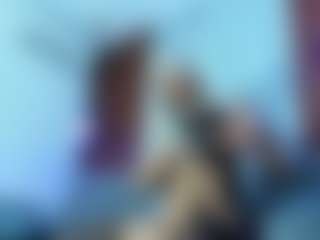 Live cam show with Ariann - Orgasm on Gym Cam Girls