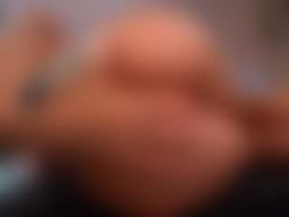 Live cam show with Cindy Luv - Brown Eyes on SinfulBabes