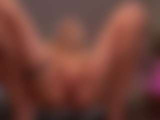 Live cam show with Cindy Luv - Cum on CamClone