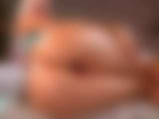 Live cam show with Cindy Luv - Athletic Amateur on Camsoda