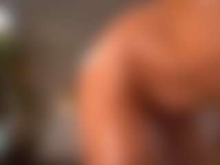 Live cam show with Cindy Luv - Brown Eyes Blonde Hair on Camsoda