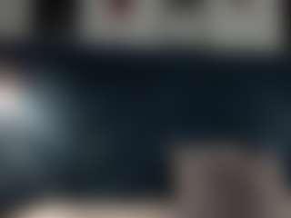 Live cam show with Georgina - Secretary on milfzrlive.com