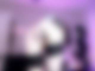 Iveystrigoi's Live Sex Cam Show