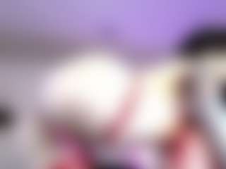 Live cam show with Iveystrigoi - College on UwU Esports