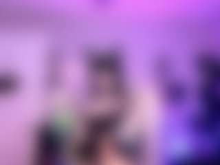 Iveystrigoi's Live Sex Cam Show