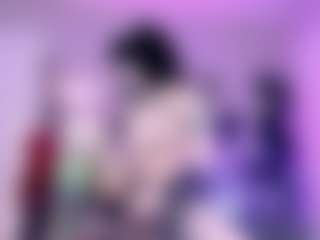 Iveystrigoi's Live Sex Cam Show
