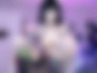 Iveystrigoi's Live Sex Cam Show