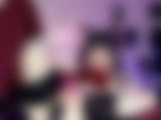 Live cam show with Iveystrigoi - Goth on SmokeAndPoke