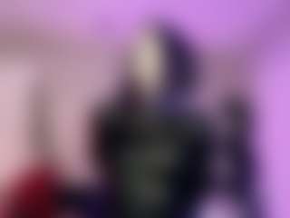 Iveystrigoi's Live Sex Cam Show