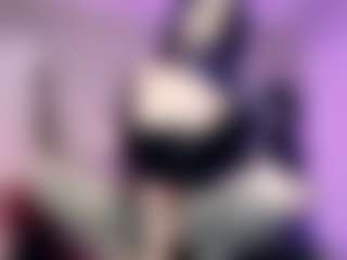 Iveystrigoi's Live Sex Cam Show