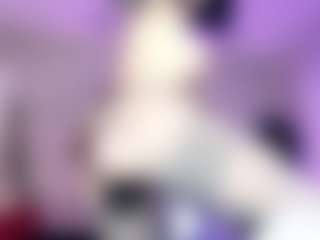 Live cam show with Iveystrigoi - Goth on Camsoda