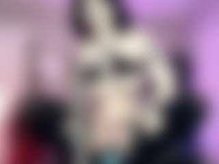 Iveystrigoi's Live Sex Cam Show