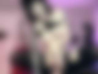 Iveystrigoi's Live Sex Cam Show