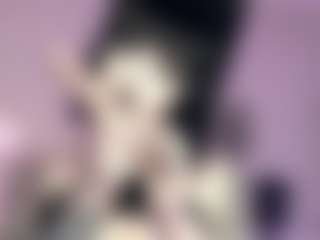 Iveystrigoi's Live Sex Cam Show