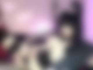 Iveystrigoi's Live Sex Cam Show