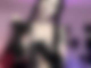 Iveystrigoi's Live Sex Cam Show